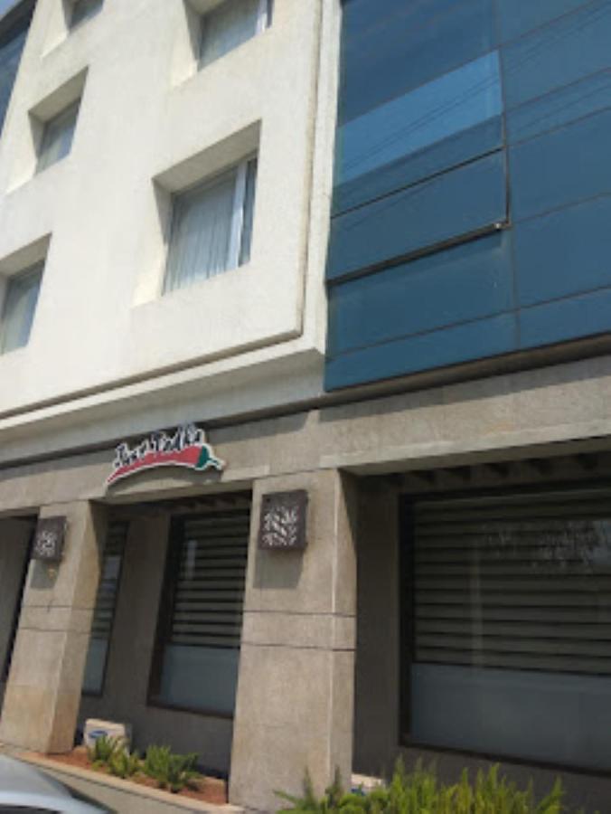 Hotel Sai Saya,Nashik Buitenkant foto