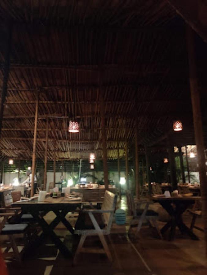 Hotel Sai Saya,Nashik Buitenkant foto